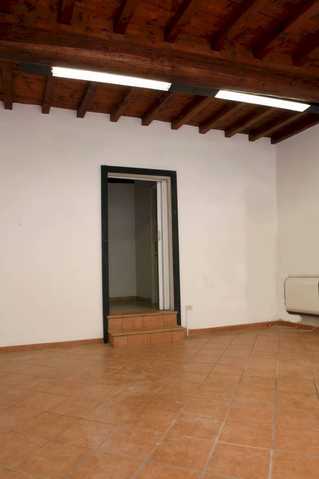 Foto 3 - Commercial Premises Mantova - photo 3