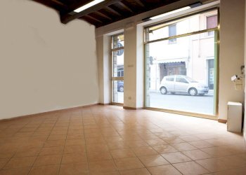 Foto 1 - Locale Commerciale Mantova - foto 1