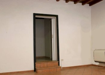 Foto 2 - Locale Commerciale Mantova - foto 2