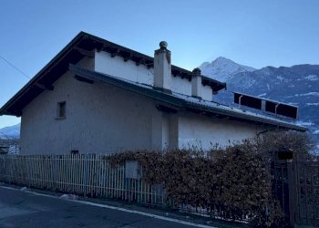 Facciata - Villa via delle Betulle, 49, Aosta - photo 5