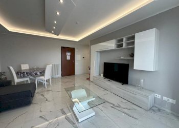 Salone - Four-room apartment via Caraglio, Torino (neighborhood San Paolo) - photo 6