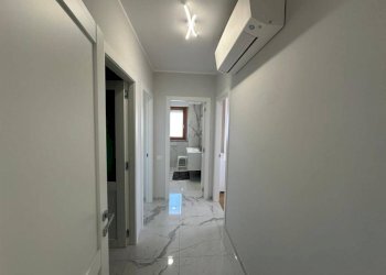 Corridoio - Four-room apartment via Caraglio, Torino (neighborhood San Paolo) - photo 19