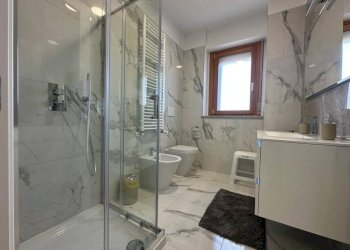 Bagno - Four-room apartment via Caraglio, Torino (neighborhood San Paolo) - photo 25