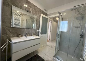 Bagno - Four-room apartment via Caraglio, Torino (neighborhood San Paolo) - photo 27