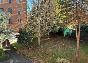 Cortile interno - Appartamento via Anna Grassetti, Bologna (zona Massarenti) - foto 11