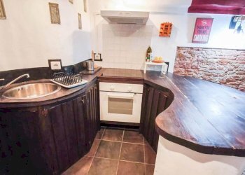 Cucina - Bilocale vico delle Mele, Genova (zona Centro Storico) - foto 12