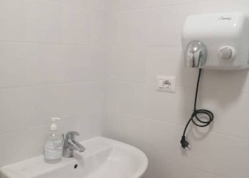 Bagno - Negozio via Silvio Pellico, 5, Pinerolo - foto 14