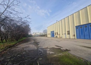 Cortile interno - Capannone via Lodovico Zambeletti, Baranzate - foto 31