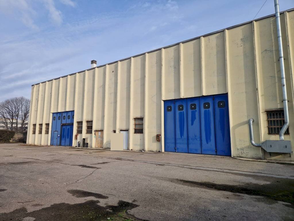 Facciata - Capannone via Lodovico Zambeletti, Baranzate - foto 3