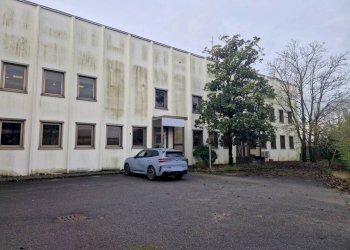 Facciata - Capannone via Lodovico Zambeletti, Baranzate - foto 4