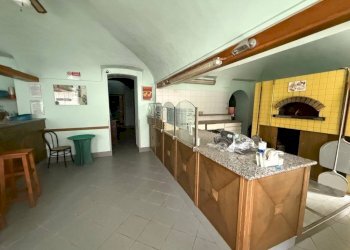 Interno non residenziale - Negozio Frazione Campore, 71, Valdilana - foto 4