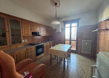 Cucina - Appartamento corso Roma, 39, Carmagnola - foto 4