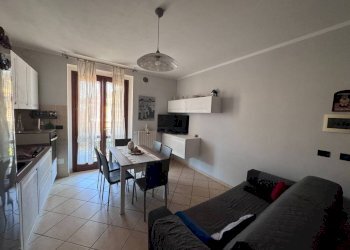 Salone - Trilocale via delle Benne, Carmagnola - foto 8
