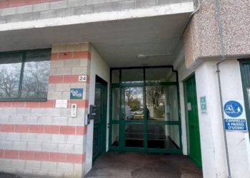 Facciata - Ufficio via Damiano Chiesa, Vimercate - foto 7