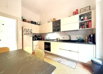 Cucina - Quadrilocale via Giovanni Battista Niccolini, 77, frazione Quinto Al Mare, Genova - foto 13
