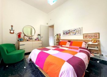 Camera da letto - Quadrilocale via Giovanni Battista Niccolini, 77, frazione Quinto Al Mare, Genova - foto 16