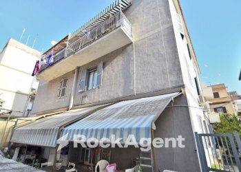 Facciata - Trilocale via Santafiora, 37, Roma - foto 28