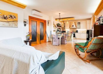 Salone - Trilocale via Olmadella, Longiano - foto 1