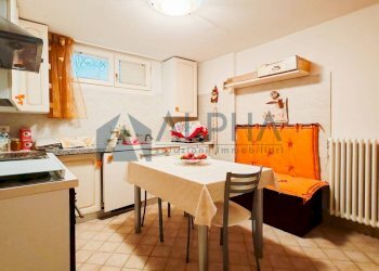 Cucina - Trilocale via Olmadella, Longiano - foto 15