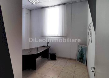 AnyToolz_watermarked_IMG_20260123_154700.jpg - Locale Commerciale Ascoli Piceno - foto 8