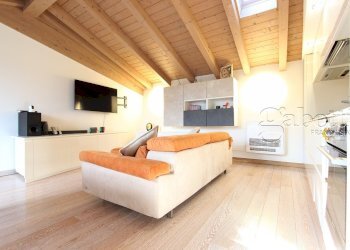 soggiorno - Trilocale piazza vittorio emanule, Nerviano - foto 5