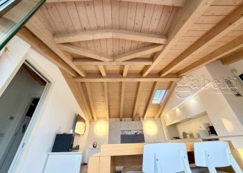 travi a vista - Trilocale piazza vittorio emanule, Nerviano - foto 12