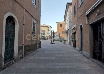 centro storico Castiglione della Pescaia.jpeg - Magazzino VIA GIOVANNI PASCOLI, Castiglione della Pescaia - foto 2