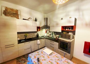 IMG_7460 (Grande).jpg - Porzione di casa Via II Traversale 26, Vezzano Ligure - foto 2