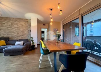 Four-room apartment via trieste, Peschiera Borromeo - photo 1