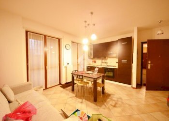 Two-room apartment via Madre Teresa di Calcutta, Cernusco sul Naviglio - photo 3