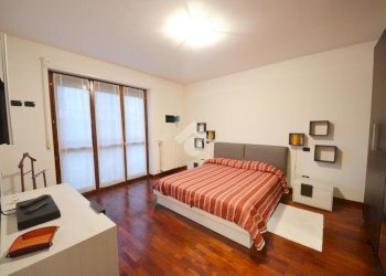 Two-room apartment via Madre Teresa di Calcutta, Cernusco sul Naviglio - photo 1