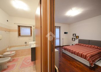 Two-room apartment via Madre Teresa di Calcutta, Cernusco sul Naviglio - photo 7