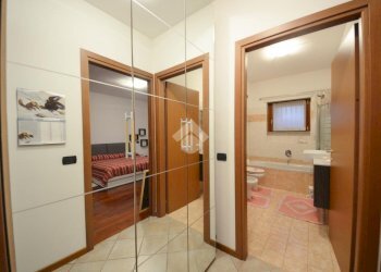 Two-room apartment via Madre Teresa di Calcutta, Cernusco sul Naviglio - photo 8