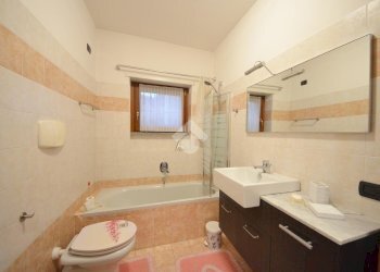 Two-room apartment via Madre Teresa di Calcutta, Cernusco sul Naviglio - photo 10