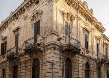 Edificio all\'aperto - Shop Foggia - photo 10