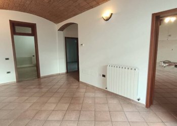 Cucina - Three-room apartment via Mezzo Levante, 2273, Crevalcore - photo 1