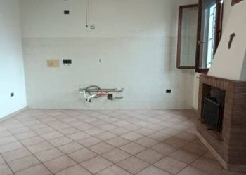 Cucina - Appartamento via Mezzo Levante, 2273, Crevalcore - foto 9