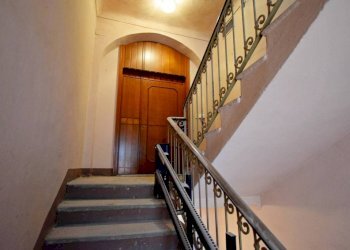 Scala - Appartamento piazza Generale Giuseppe Perotti, 10, Carrù - foto 12