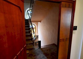 Interno palazzo - Appartamento piazza Generale Giuseppe Perotti, 10, Carrù - foto 13