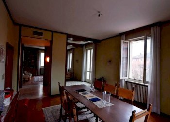 Salone - Appartamento piazza Generale Giuseppe Perotti, 10, Carrù - foto 18