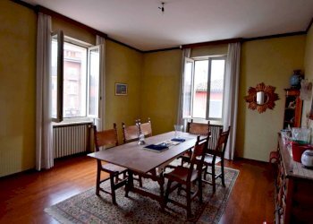 Salone - Appartamento piazza Generale Giuseppe Perotti, 10, Carrù - foto 19