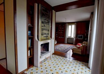 Salone - Appartamento piazza Generale Giuseppe Perotti, 10, Carrù - foto 20