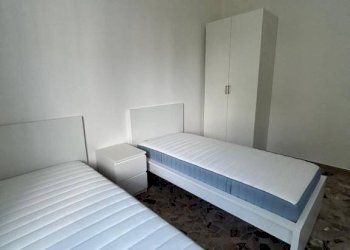 Camera da letto - Appartamento via Don Giovanni Fornasini, 38, Bologna (zona Bolognina) - foto 9
