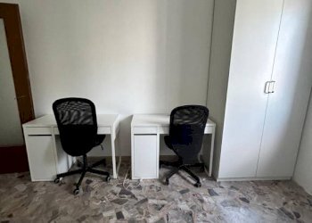 Camera da letto - Appartamento via Don Giovanni Fornasini, 38, Bologna (zona Bolognina) - foto 10