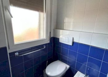 Bagno - Appartamento via Don Giovanni Fornasini, 38, Bologna (zona Bolognina) - foto 13