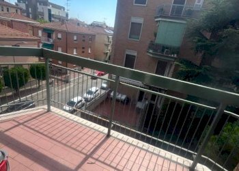 Balcone - Appartamento via Don Giovanni Fornasini, 38, Bologna (zona Bolognina) - foto 17