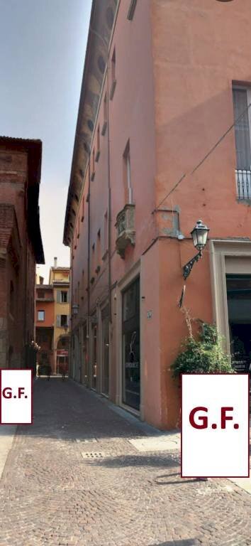 Zona - Box via de' Toschi, Bologna (zona Centro Storico) - foto 1