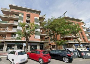 Facciata - Appartamento via Isole del Capo Verde, Roma (zona Lido di Ostia) - foto 2