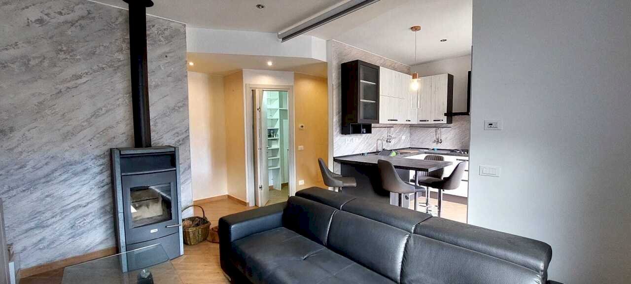 WhatsApp Image 2026-02-10 at 12.31.01.jpeg - Trilocale Via Bruno Gazzano, Imperia - foto 2