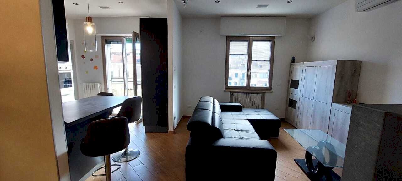 WhatsApp Image 2026-02-10 at 12.31.02 (1).jpeg - Trilocale Via Bruno Gazzano, Imperia - foto 3